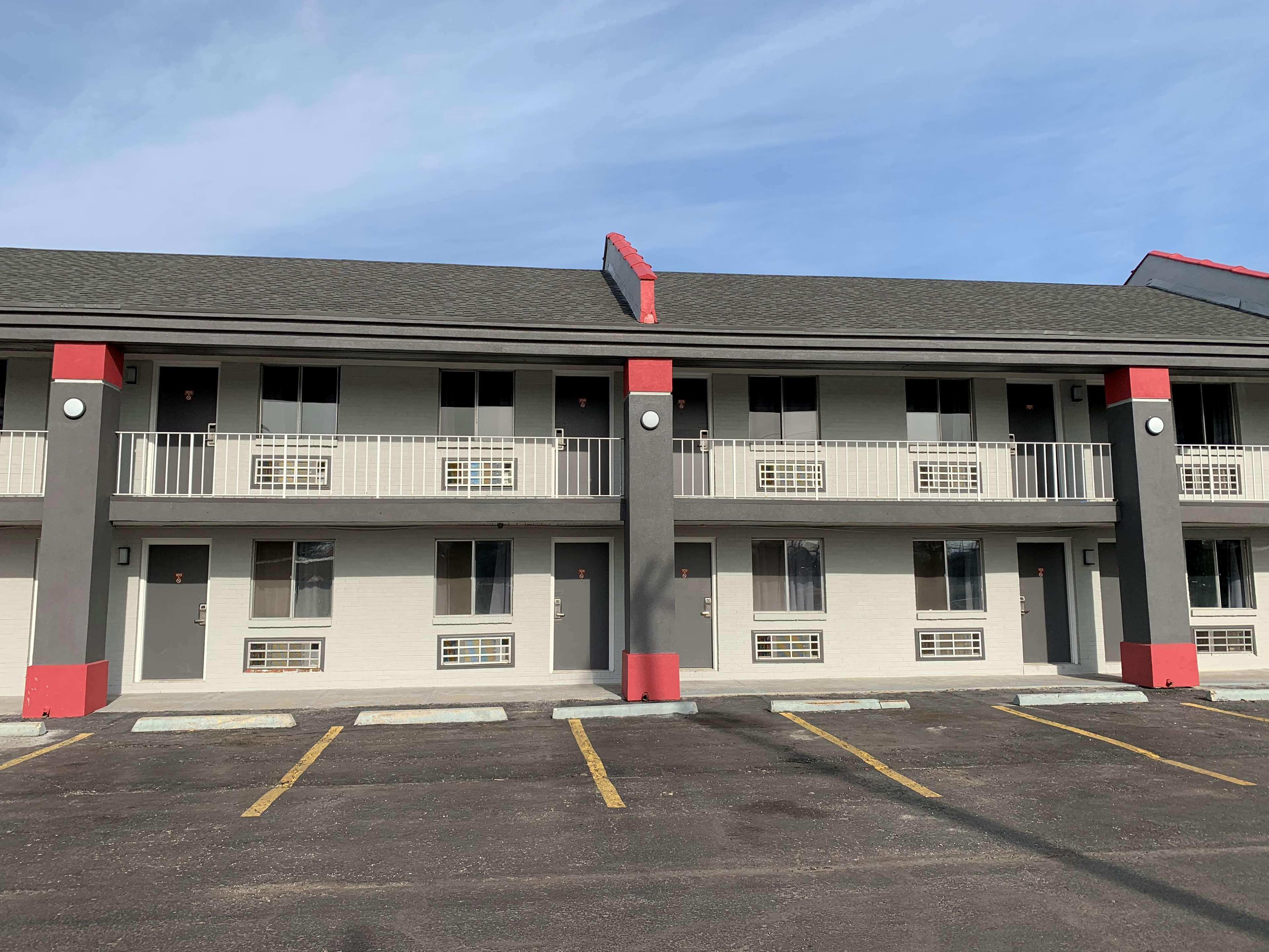 Surestay Hotel By Best Western Olathe Exterior photo